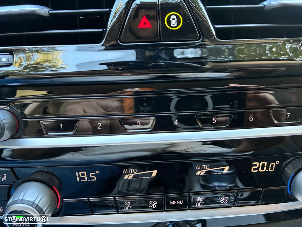 BMW 530 e Aut. Luxury Line - 38