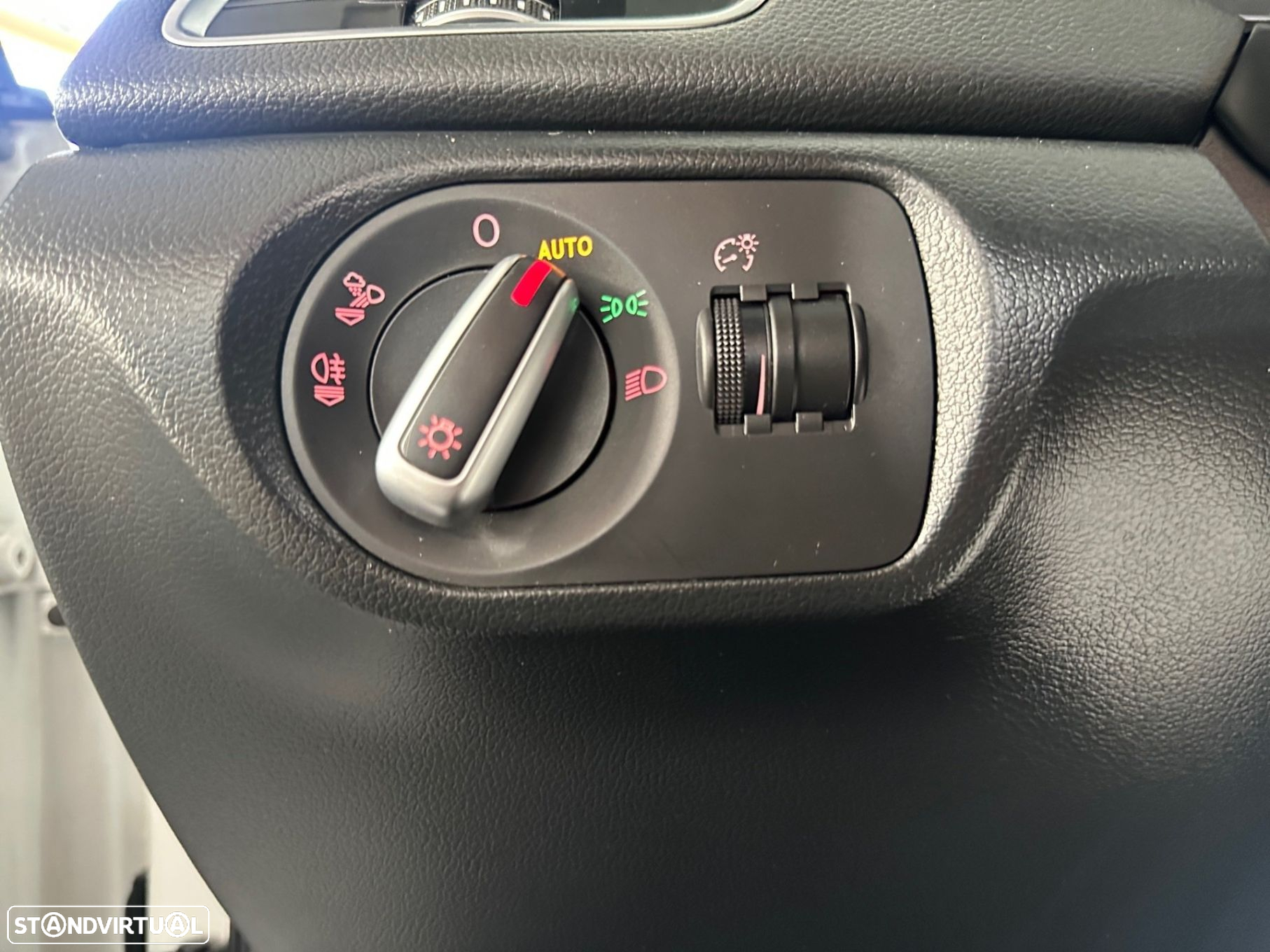 Audi Q3 2.0 TDI S-line - 12