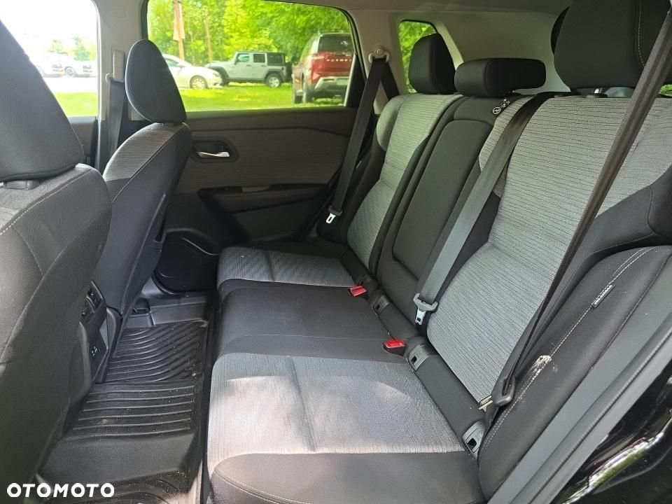 Nissan Rogue - 14