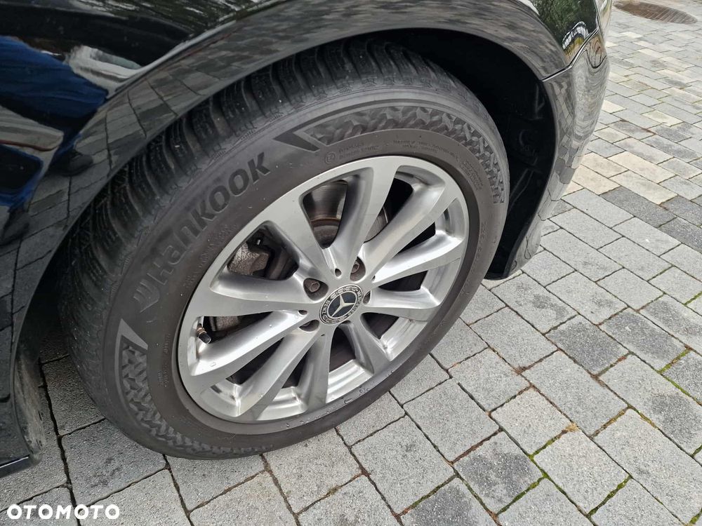 Mercedes-Benz Klasa E 220 d 9G-TRONIC - 17