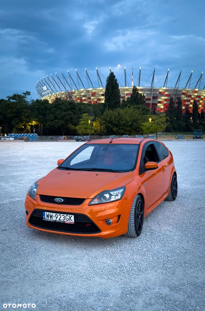 Ford Focus - 1