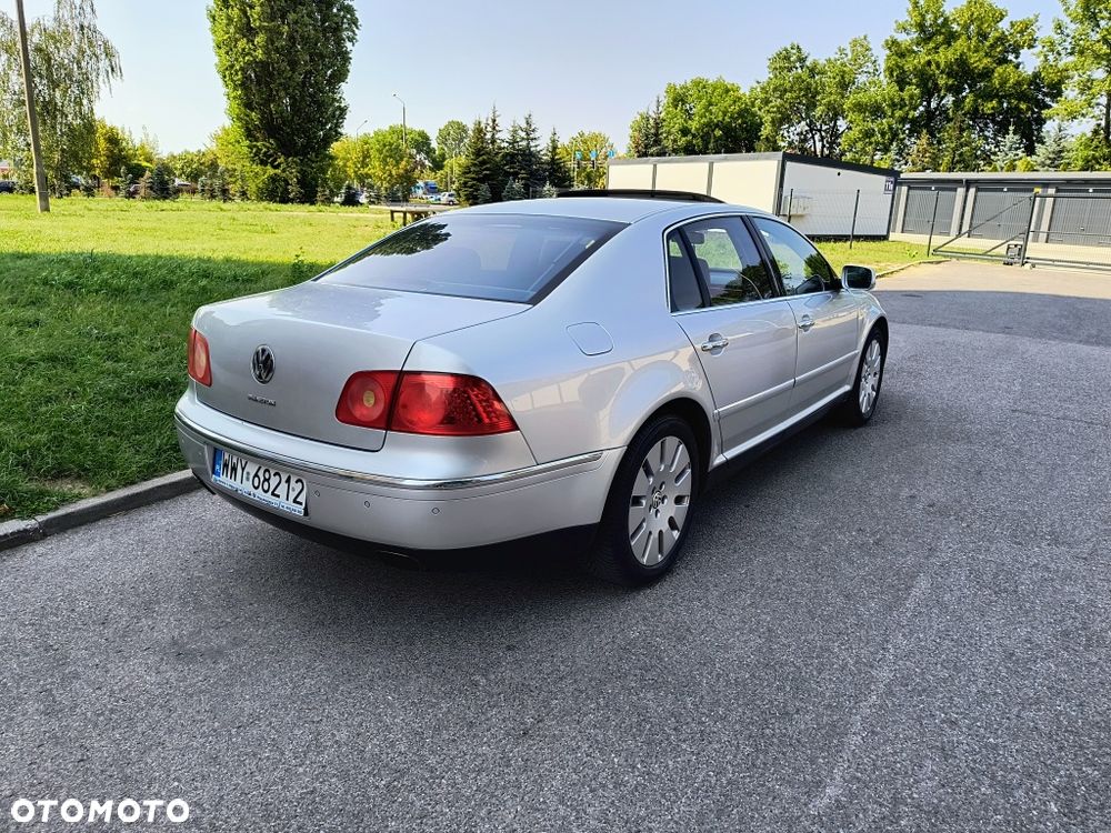 Volkswagen Phaeton - 4