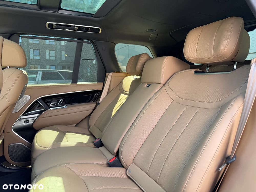 Land Rover Range Rover 4.4 V8 P535 Autobiography - 16