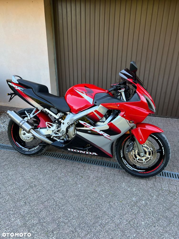 Honda CBR - 10