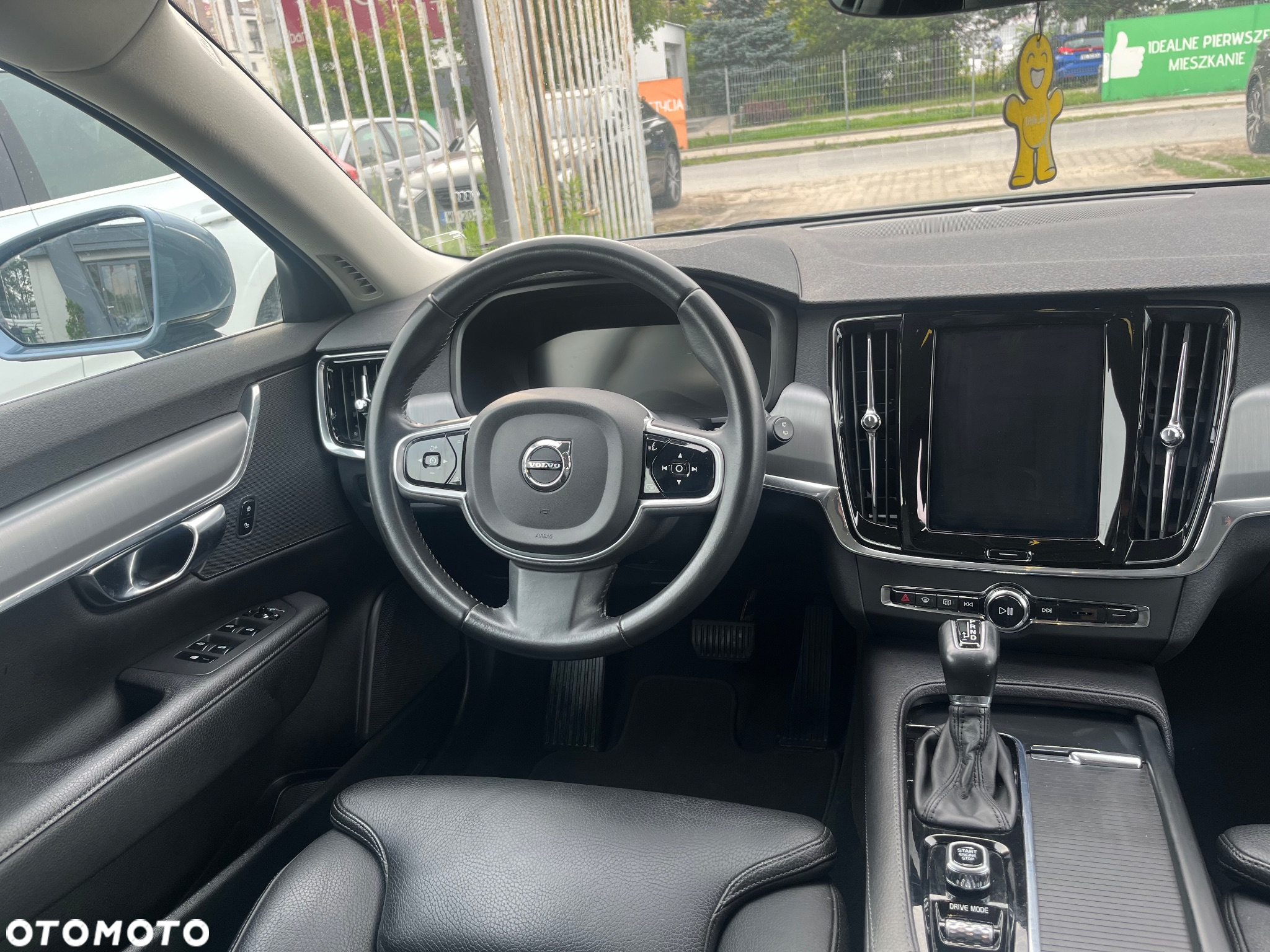 Volvo V90 D4 SCR Momentum Pro - 9