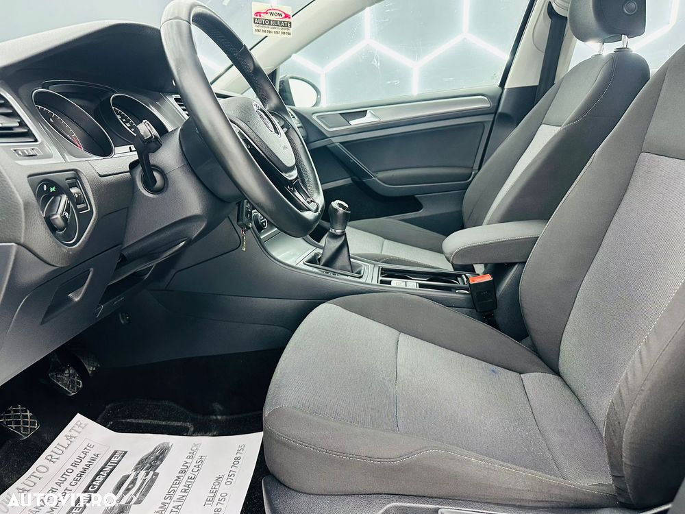 Volkswagen Golf 1.6 TDI DPF BlueMotion - 14