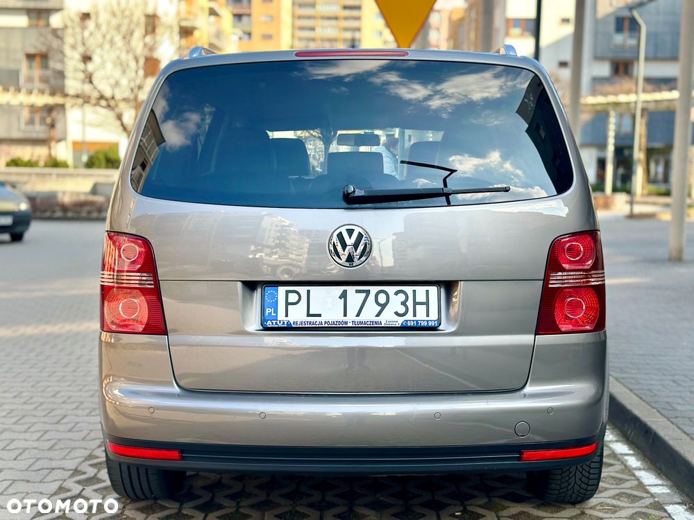 Volkswagen Touran 1.4 TSI DSG Highline - 19