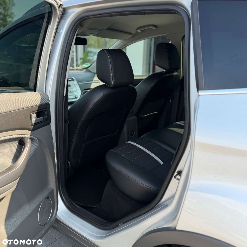 Ford Kuga - 16