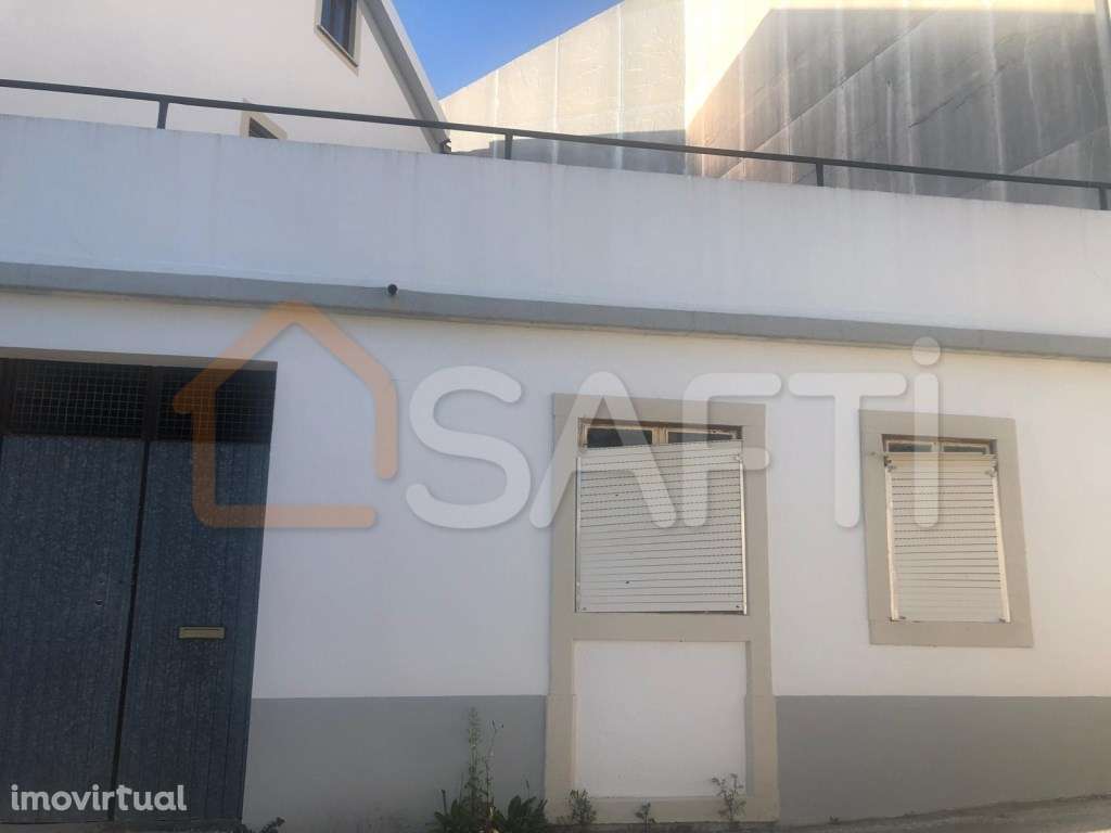 Moradia T4+2 no centro de Carvalhal do Pombo, Assentiz, Torres Novas - Grande imagem: 5/39