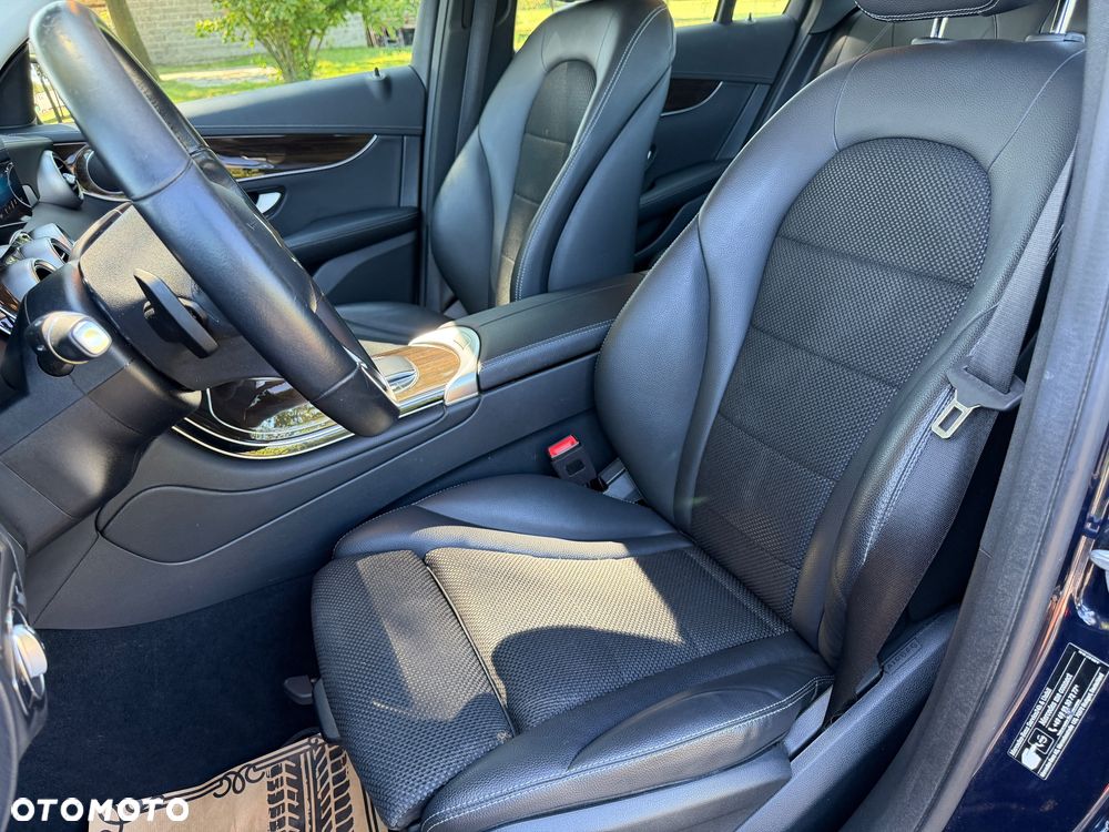 Mercedes-Benz GLC 300 de 4Matic 9G-TRONIC - 14