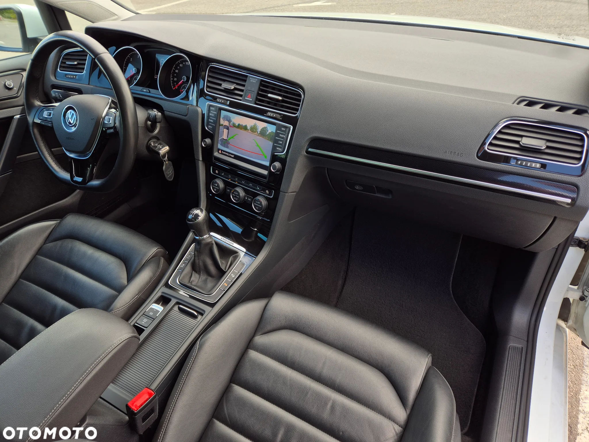 Volkswagen Golf - 4