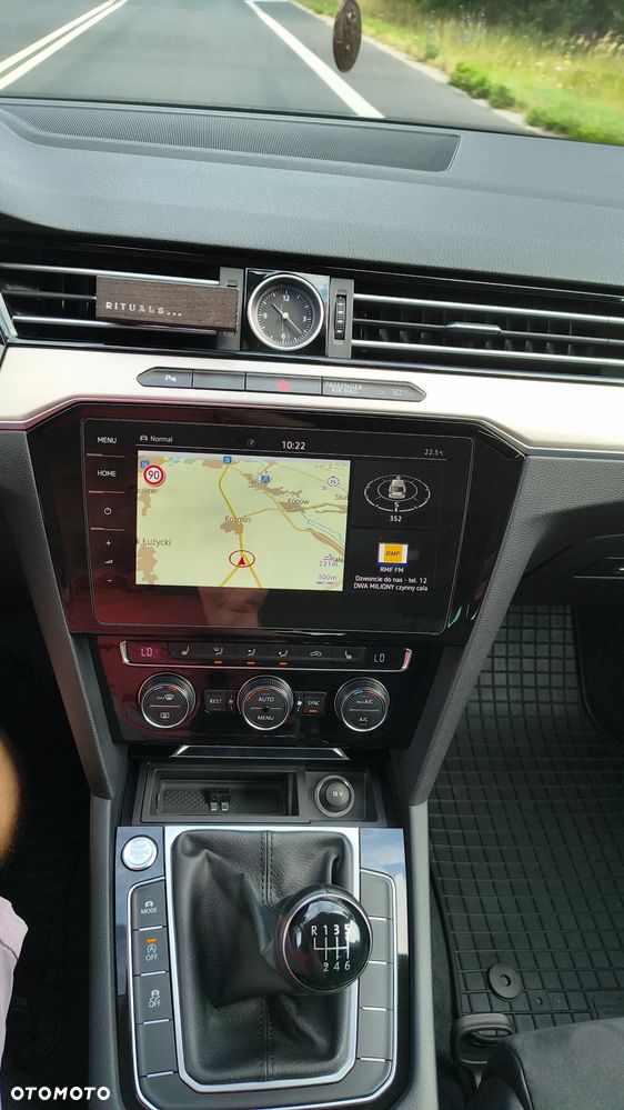 Volkswagen Passat 2.0 TDI BMT Highline - 11