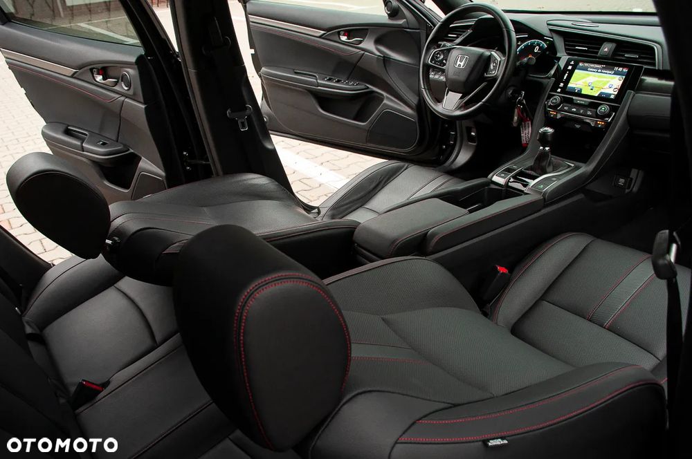 Honda Civic 1.0 i-VTEC Turbo Executive Sport Line - 22