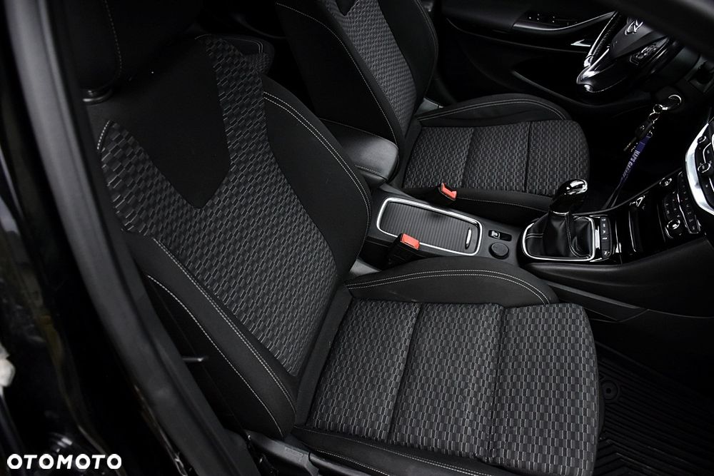 Opel Astra 1.6 CDTI DPF ecoFLEX TourerStart/Stop Exklusiv - 31