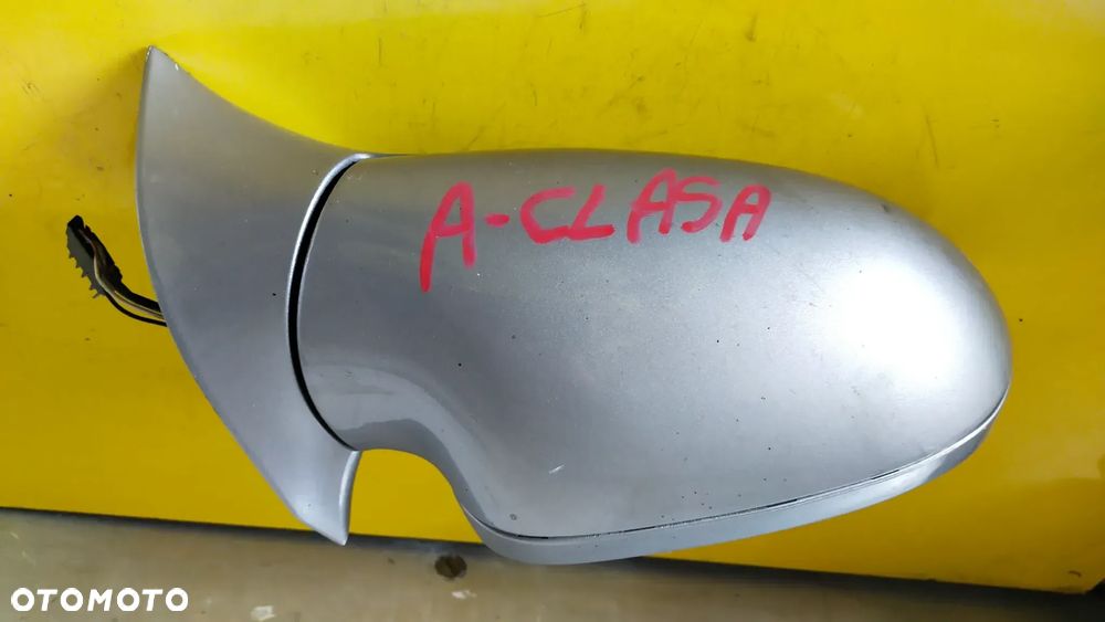 LUSTERKO PRAWE MERCEDES A KLASA - 2