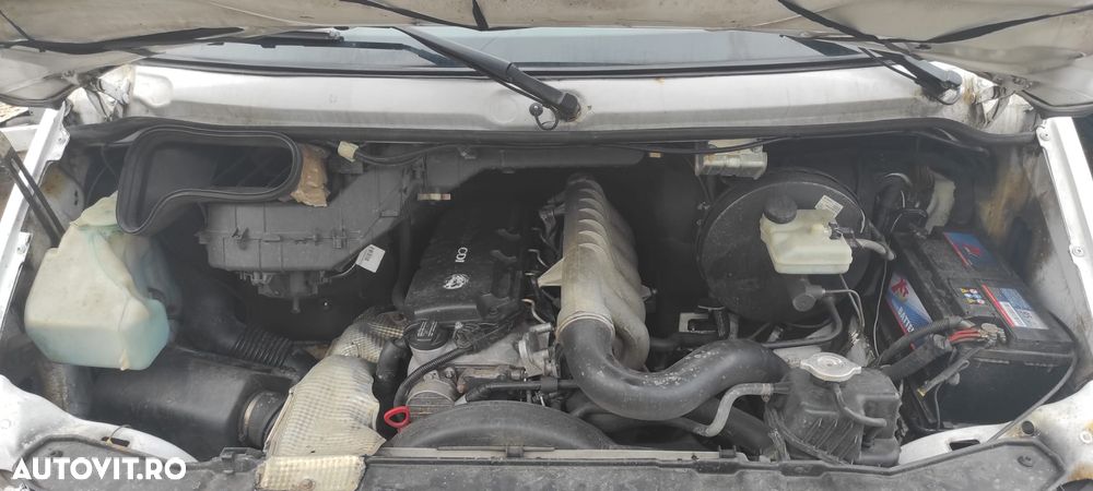 Mercedes-Benz Sprinter - 9