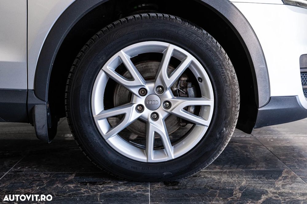 Audi Q3 2.0 TDI Quattro S tronic sport - 9