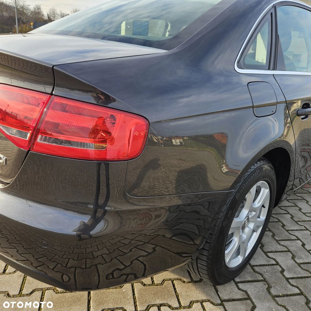 Audi A4 Avant 2.0 TDI DPF Ambiente - 20