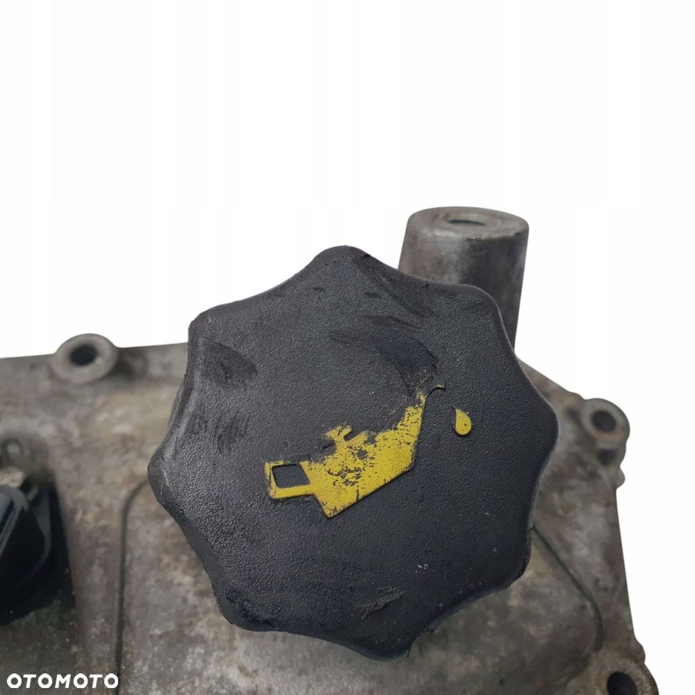 OBUDOWA ROZRZĄDU Mitsubishi Fuso Canter 3.0 D dekiel 504334354 - 5