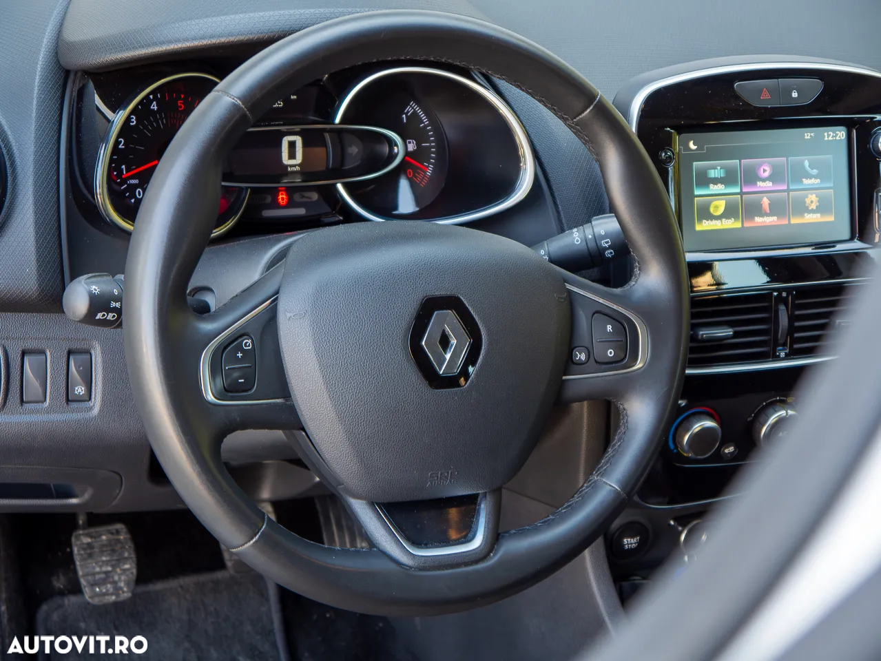 Renault Clio - 18
