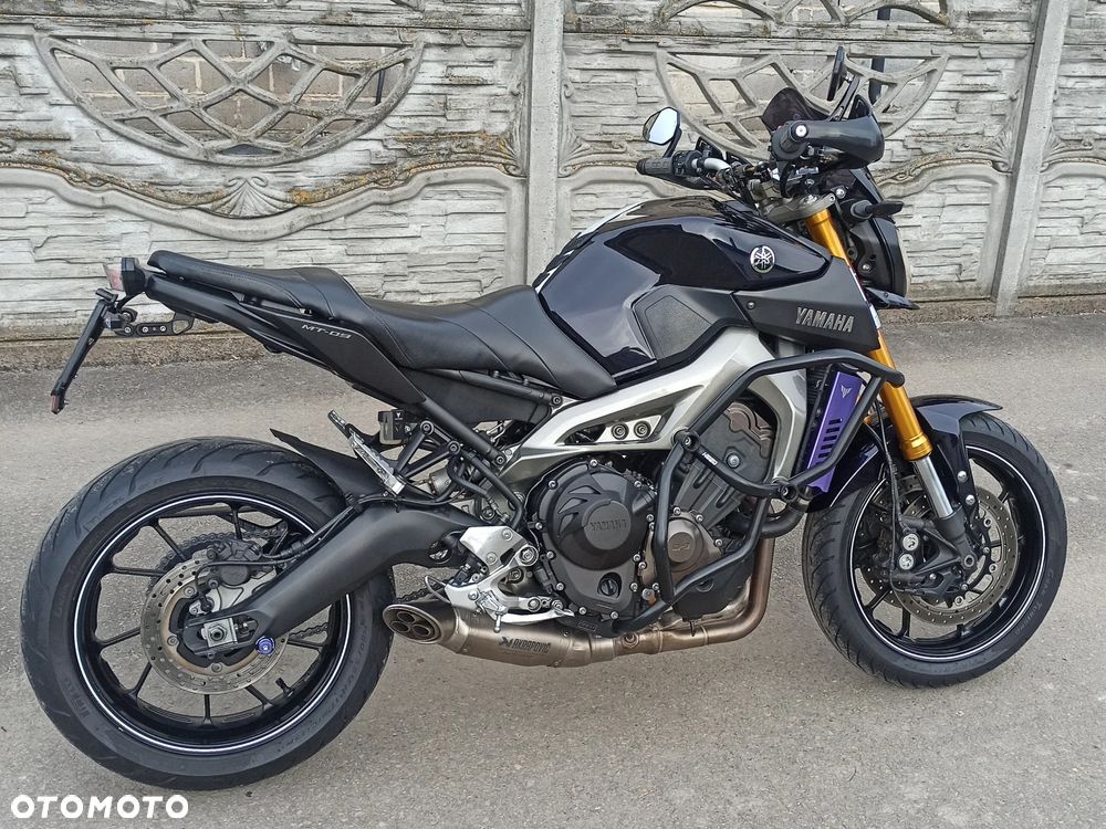 Yamaha MT - 30