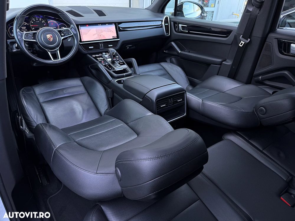 Porsche Cayenne Tiptronic S Platinum Edition - 15