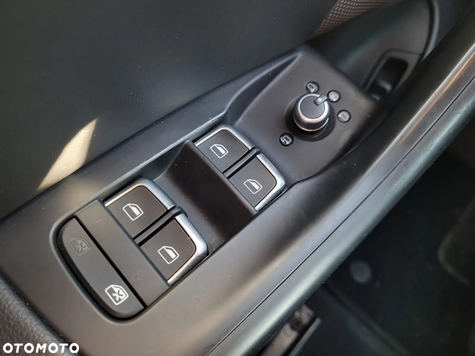 Audi Q3 2.0 TDI Quattro Design S tronic - 23