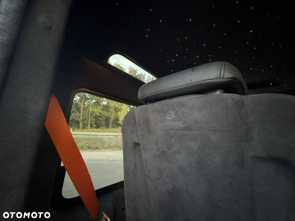 Land Rover Defender 2.4 TD4 SE - 30