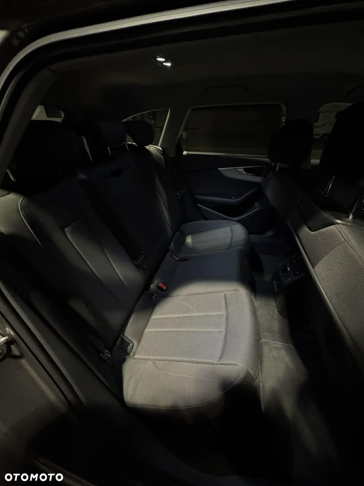 Audi A4 Avant - 11
