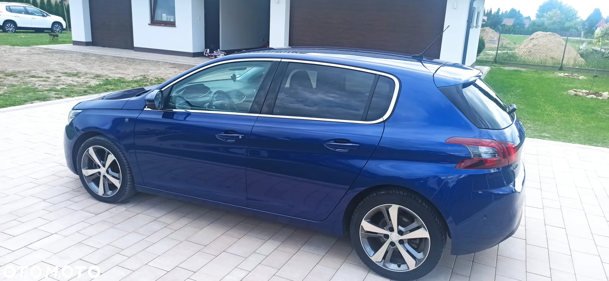 Peugeot 308 BlueHDi 130 EAT8 GT - 3
