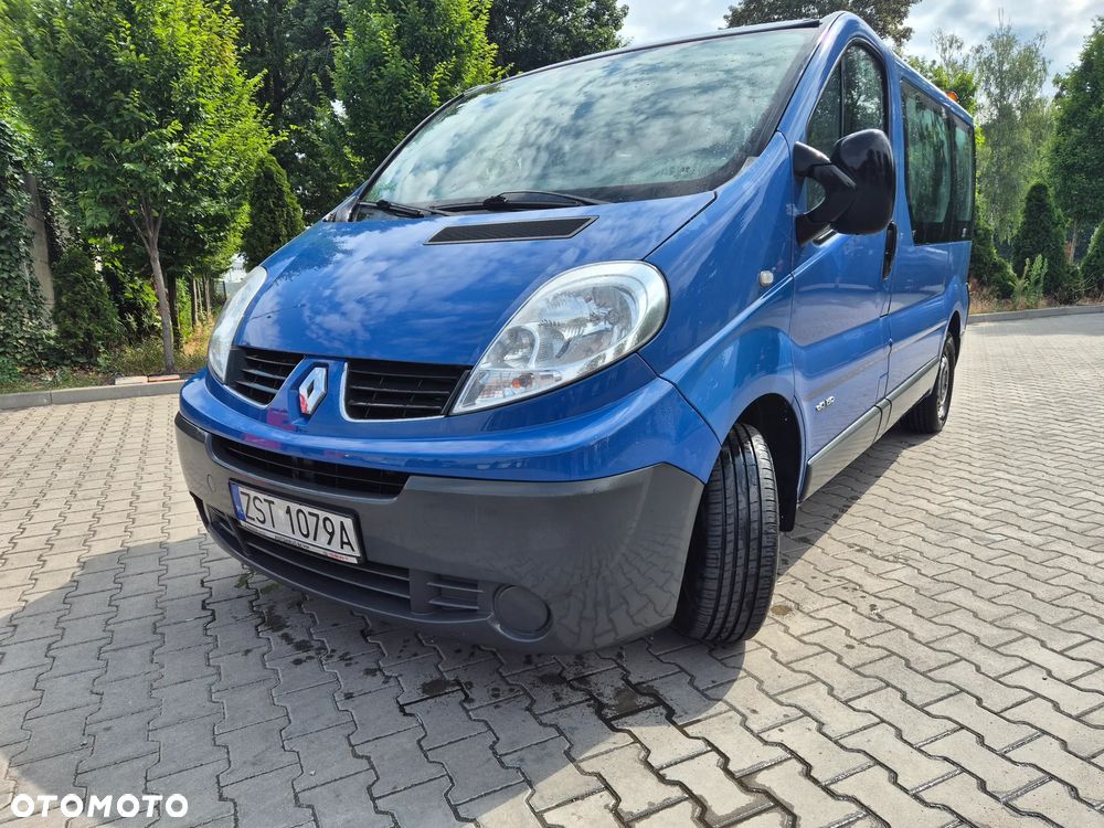 Renault Trafic L1H1 Passenger Lux - 2