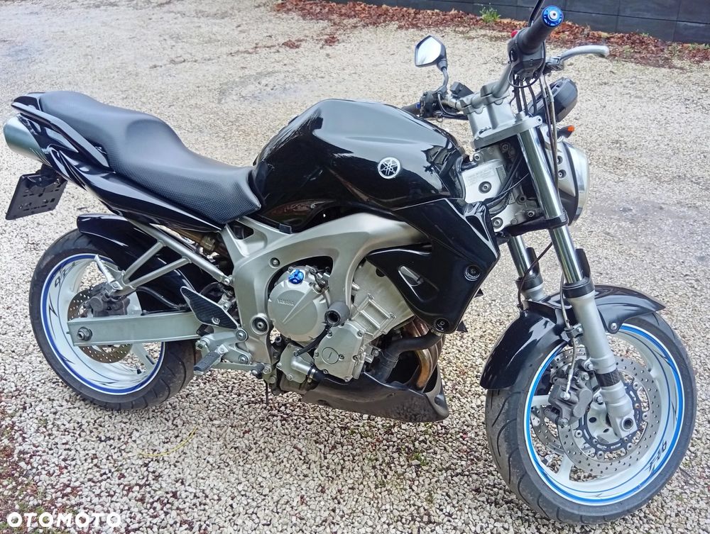 Yamaha FZ6 - 3