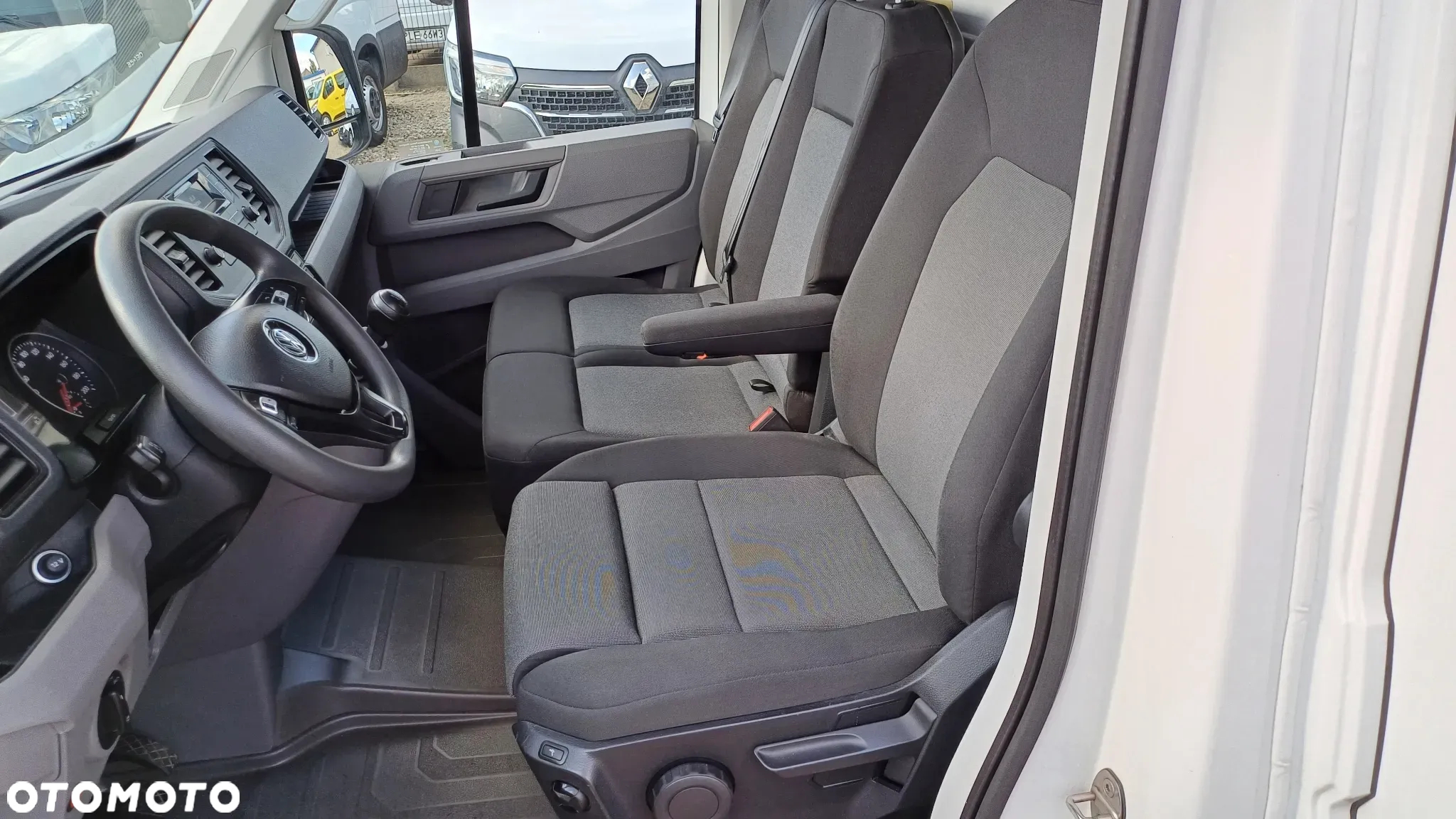 Volkswagen Crafter  Baza Na  Kampera  Koniowóz Kontener Bardzo Dobry stan - 23