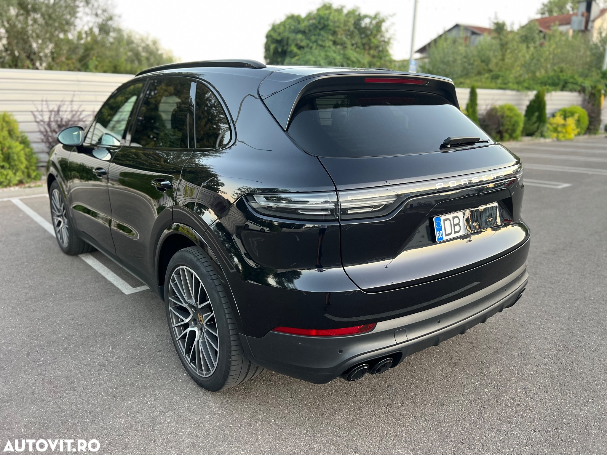 Porsche Cayenne S - 6