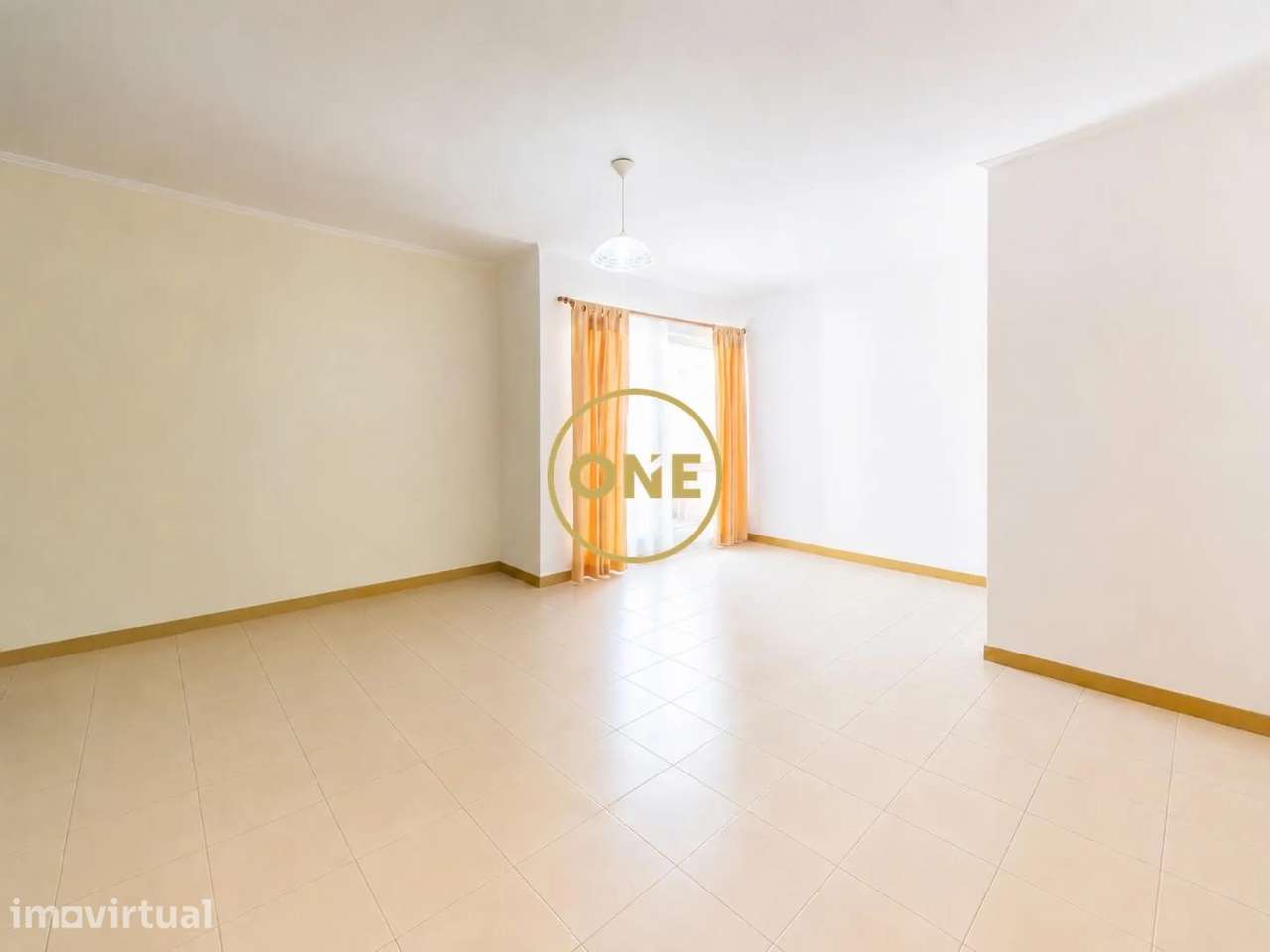 Apartamento T2 – Localização Central e Funcionalidade - Grande imagem: 3/21