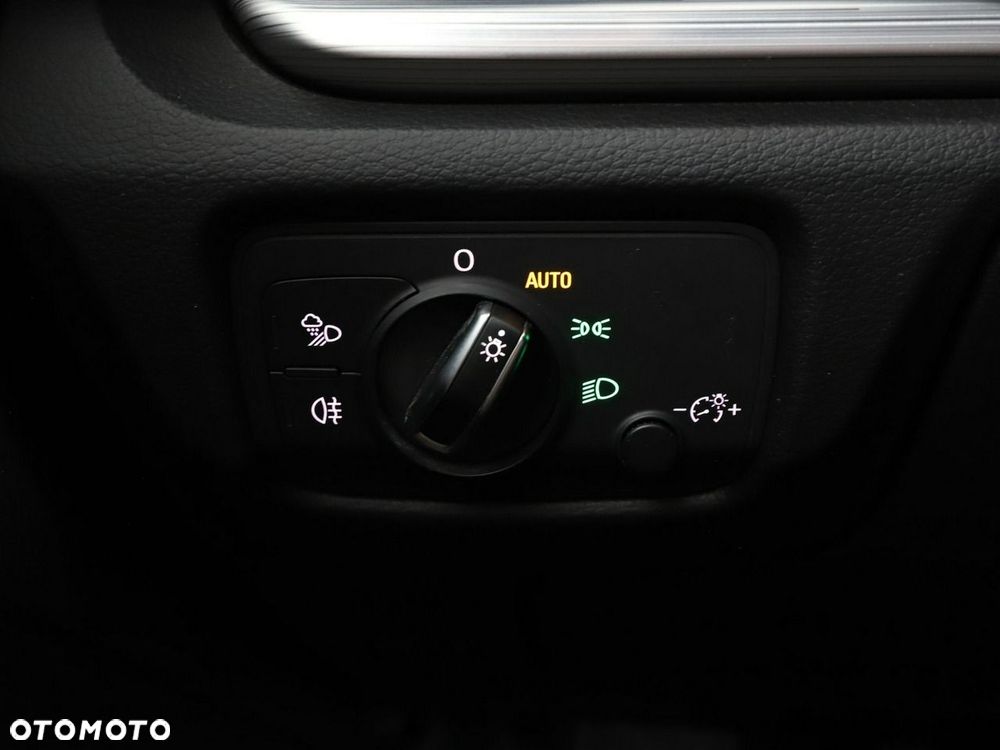 Audi A3 Sportback 35 TDI sport - 33