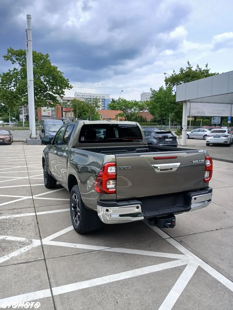 Toyota Hilux 2.8 D-4D mHEV Double Cab Executive 4x4 - 3