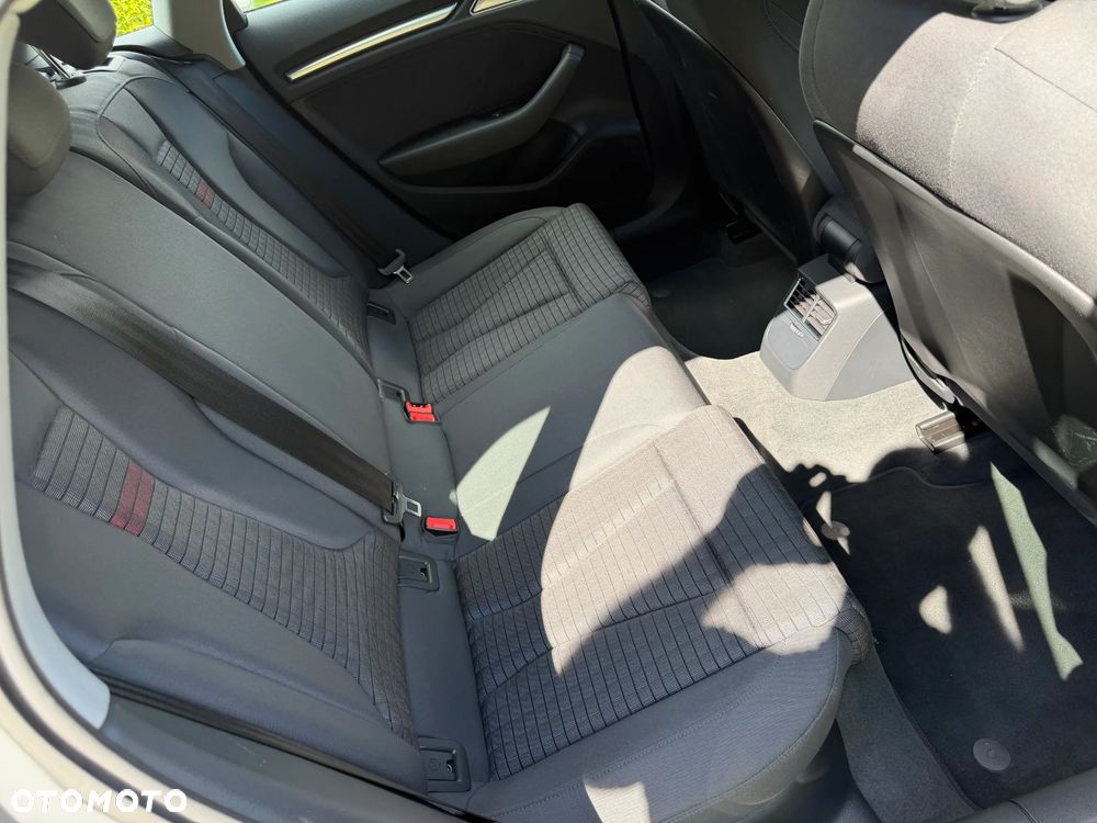 Audi A3 Sportback 1.4 TFSI CoD ultra Ambition - 34