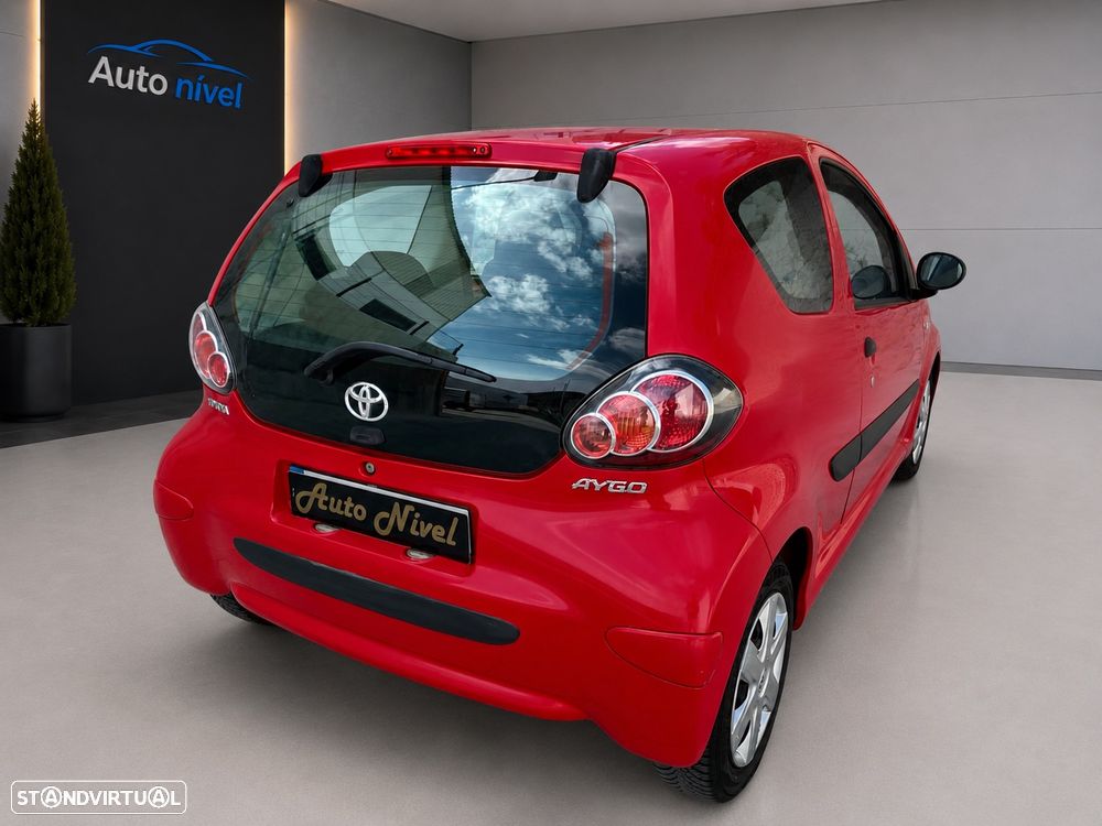 Toyota Aygo 1.0 Red Edition - 3
