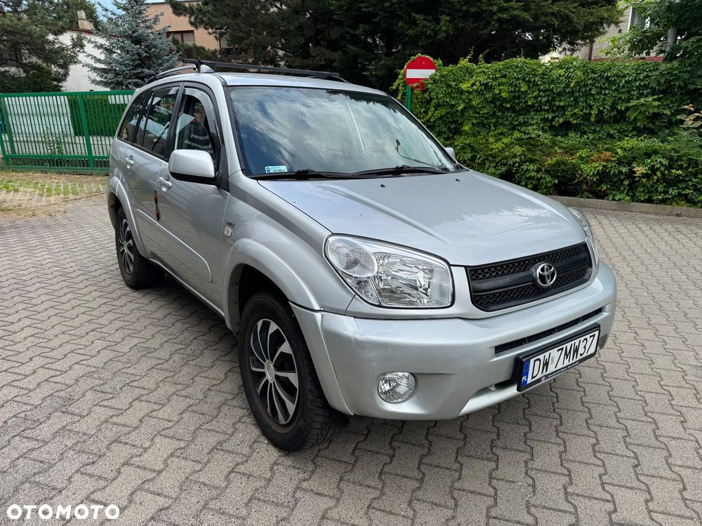 Toyota RAV4 2.0 VVT-i 4x4 - 17