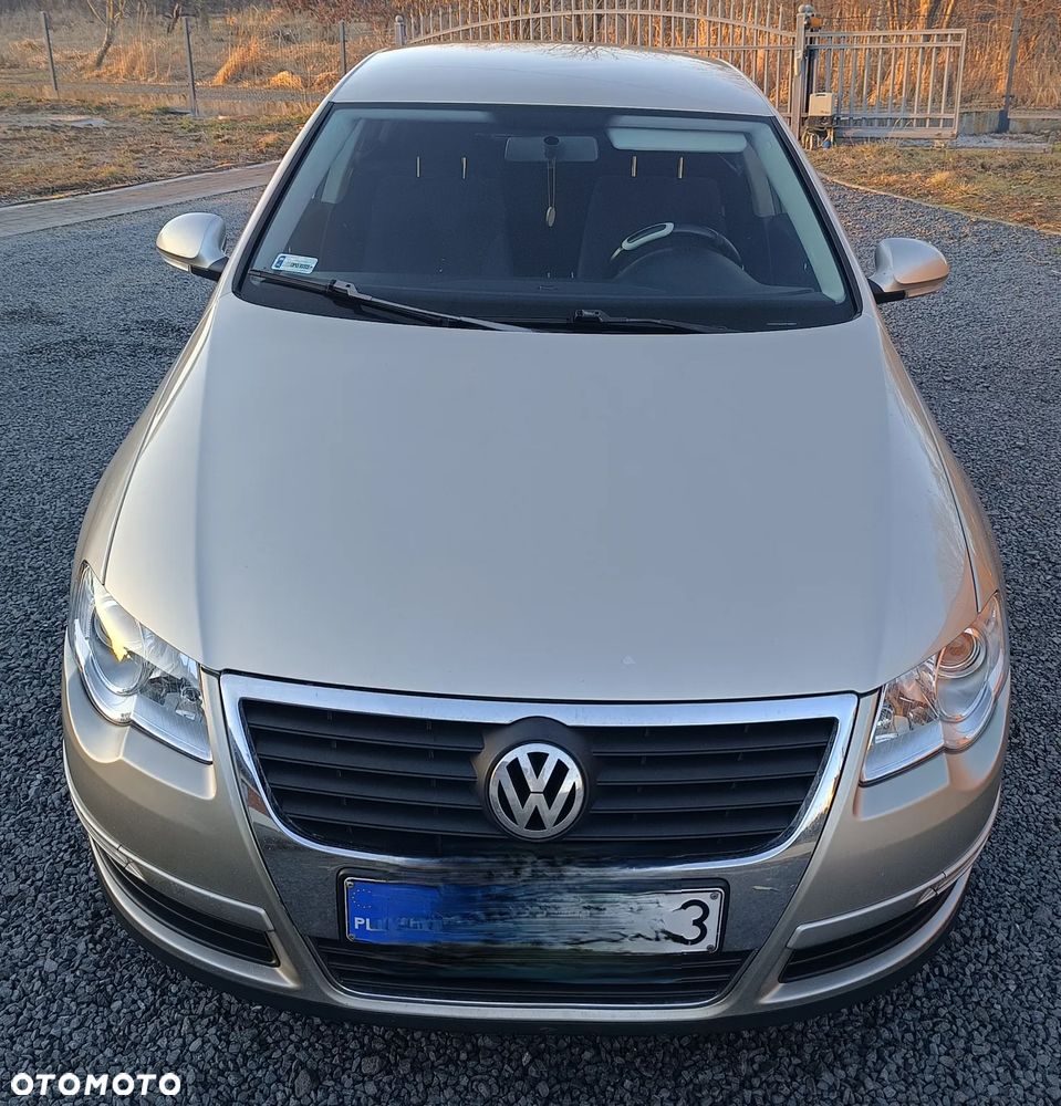 Volkswagen Passat 2.0 TDI 4Motion Comfortline - 3