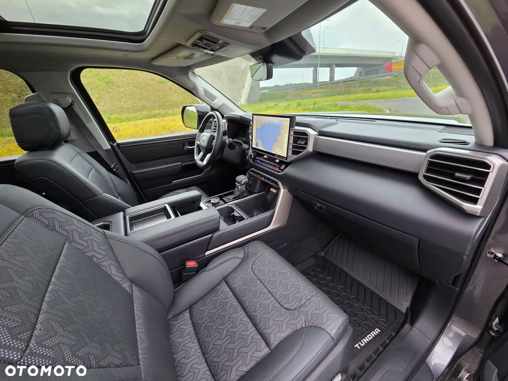 Toyota Tundra - 15