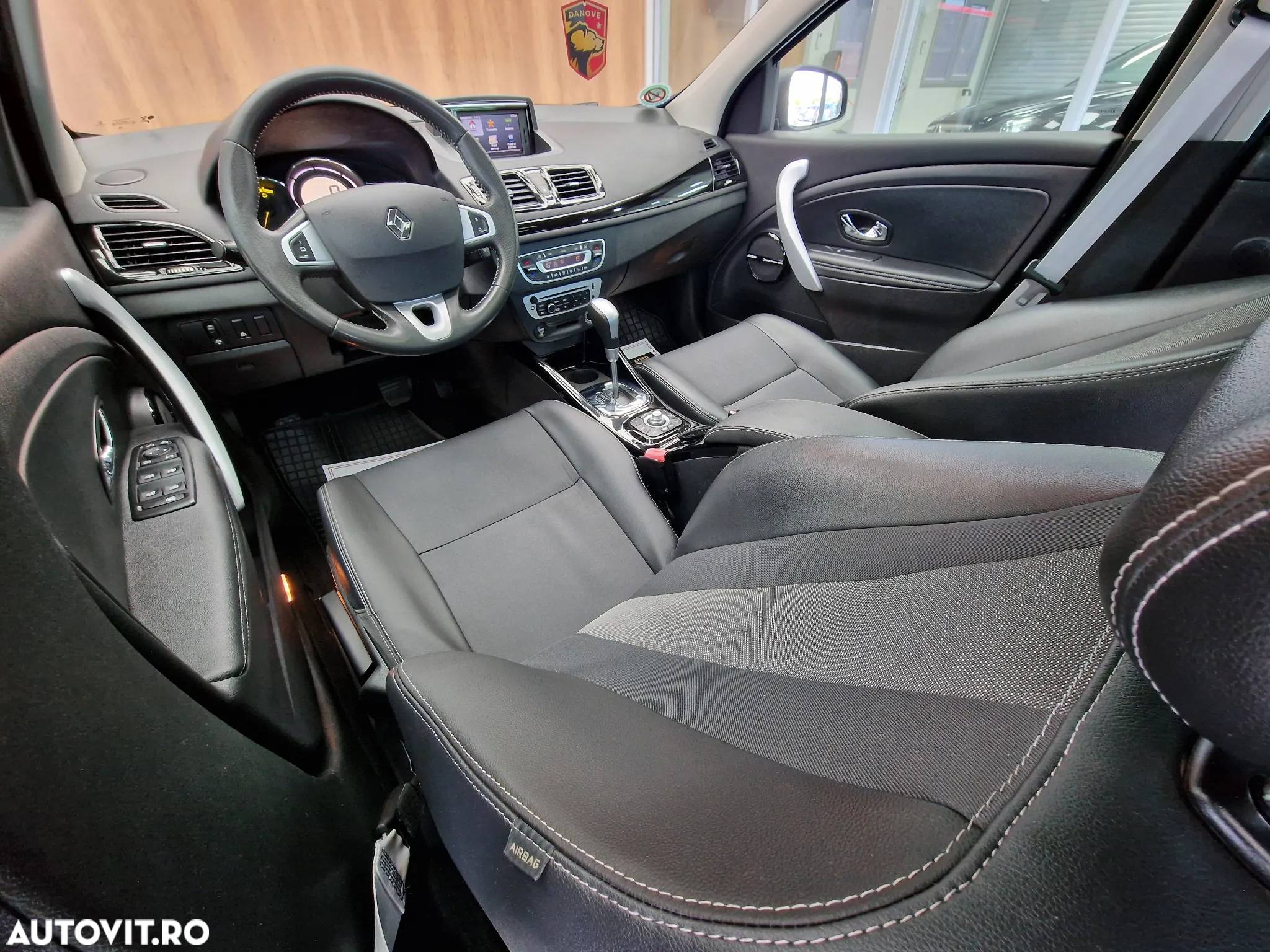 Renault Megane dCi 110 FAP EDC Bose Edition - 15