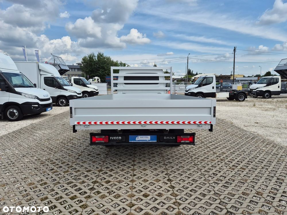 Iveco Daily 35S16, nowa skrzynia 4,40m x 2,30m, klimatyzacja, rozstaw osi 4.10m - 5
