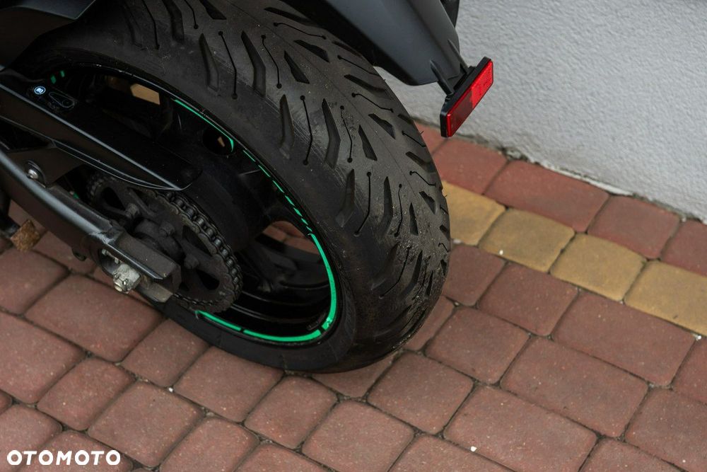 Kawasaki Versys 1000 - 8