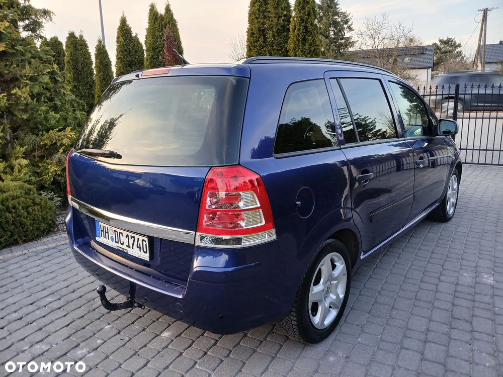 Opel Zafira - 11