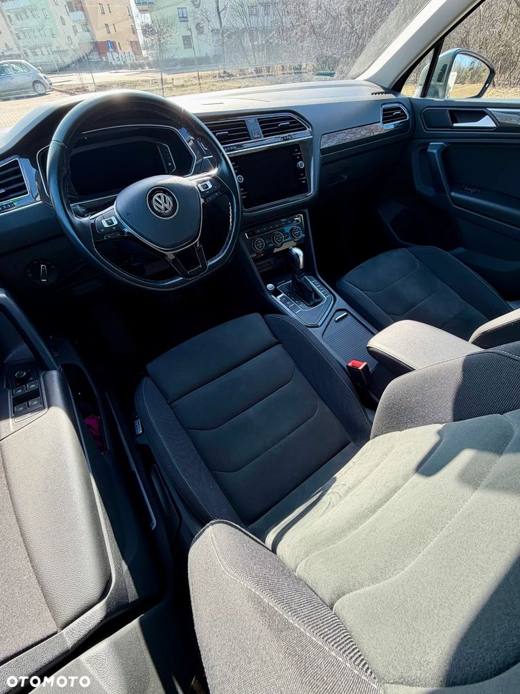 Volkswagen Tiguan - 20
