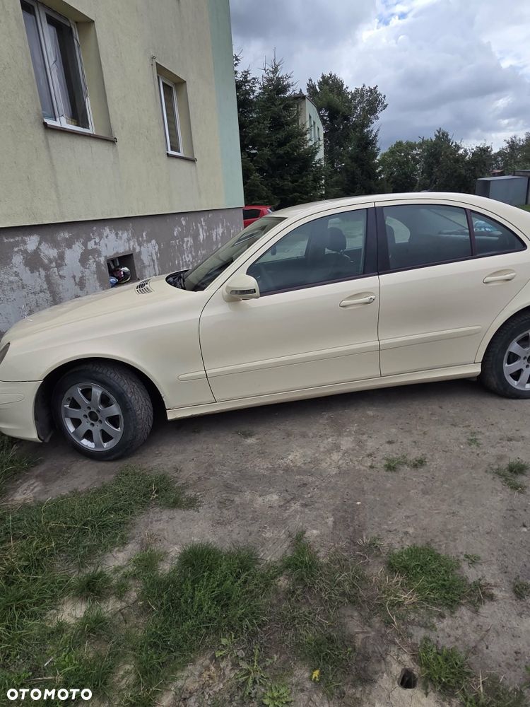 Mercedes-Benz Klasa E - 2