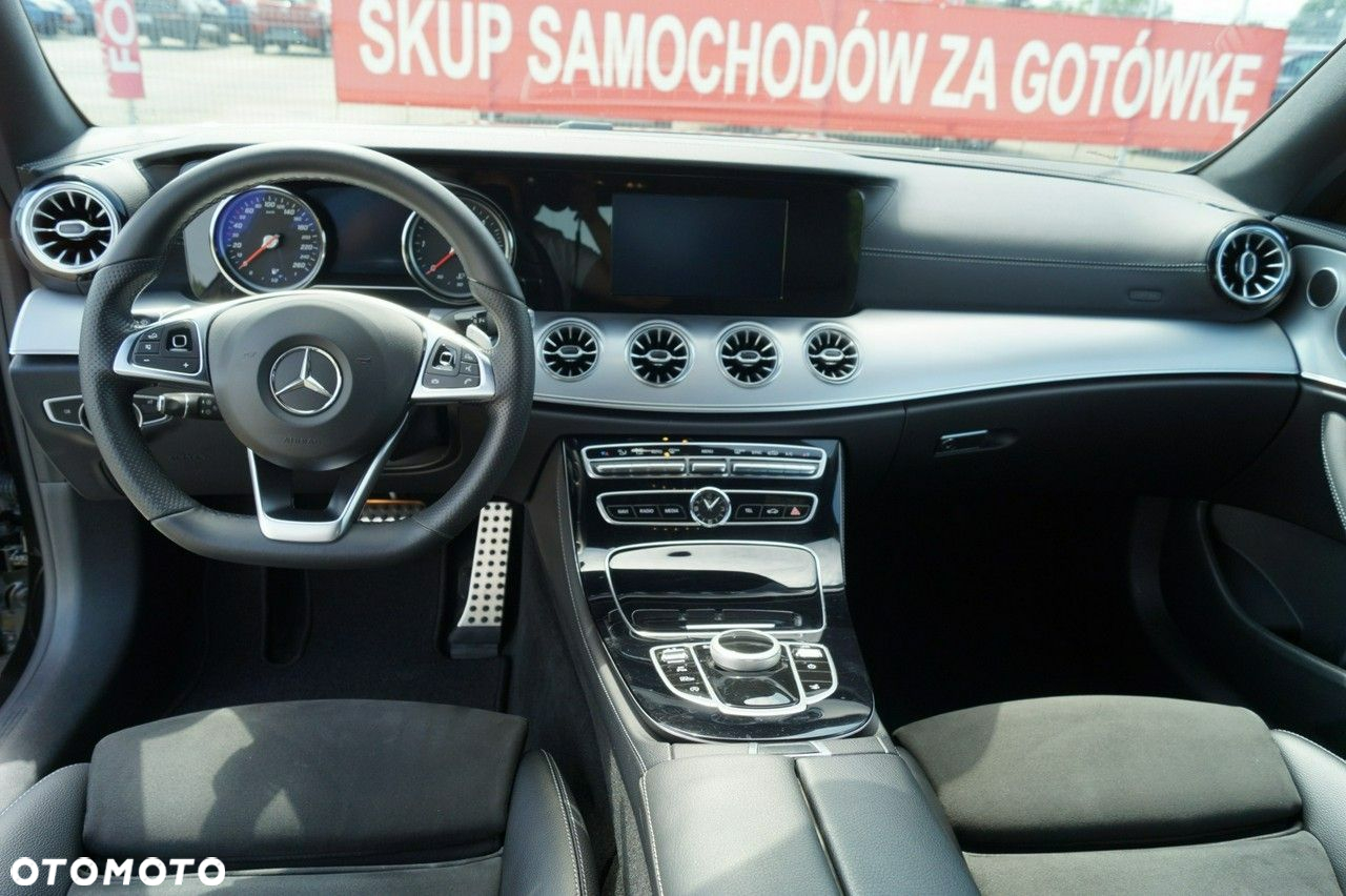 Mercedes-Benz Klasa E - 22