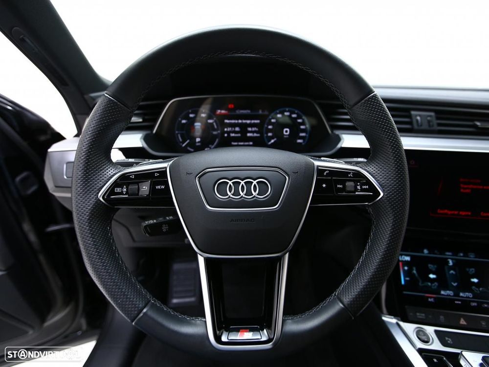 Audi e-tron 55 quattro S line - 19